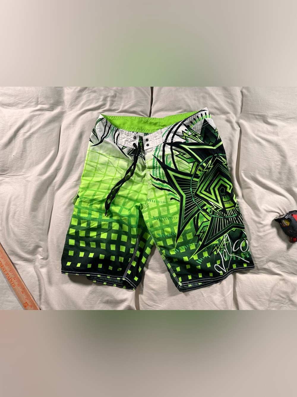 Volcom Mad Tech Neon Green Retro Y2K Grunge Swim Trunk Board Shorts 32 Surf EUC